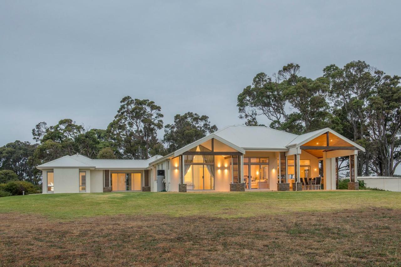 Metricup House - Elegant Country Retreat Vila Wilyabrup Exterior foto